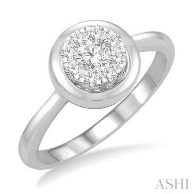Round Shape Lovebright Essential Diamond Ring