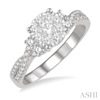 Round Shape Lovebright Diamond Engagement Ring