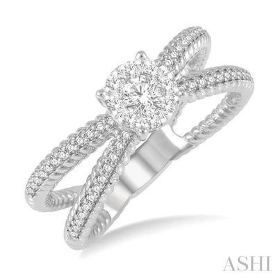 Round Shape Lovebright Diamond Ring