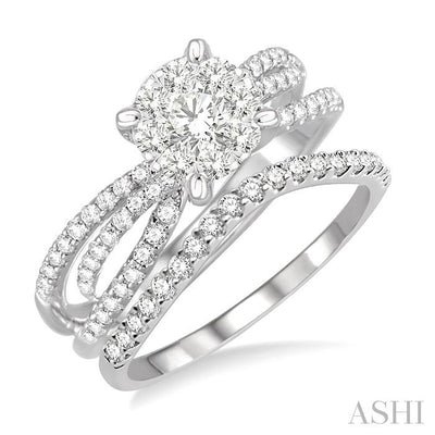 Round Shape Lovebright Diamond Wedding Set