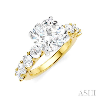 Round Shape Semi-Mount Diamond Engagement Ring