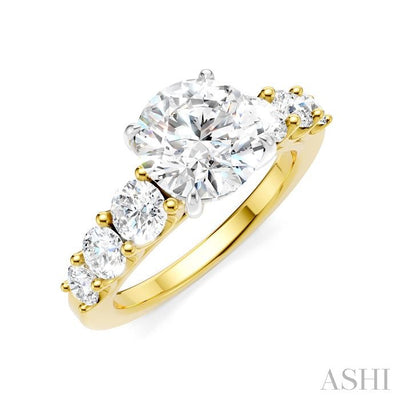 Round Shape Semi-Mount Diamond Engagement Ring