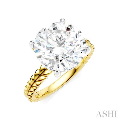 Round Shape Semi-Mount Diamond Engagement Ring