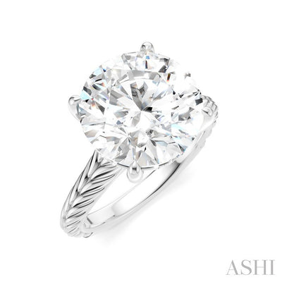 Round Shape Semi-Mount Diamond Engagement Ring