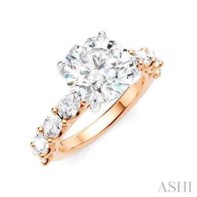 Round Shape Semi-Mount Diamond Engagement Ring