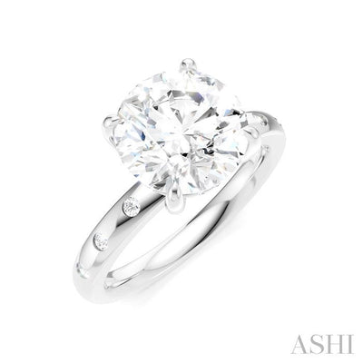 Round Shape Semi-Mount Diamond Engagement Ring