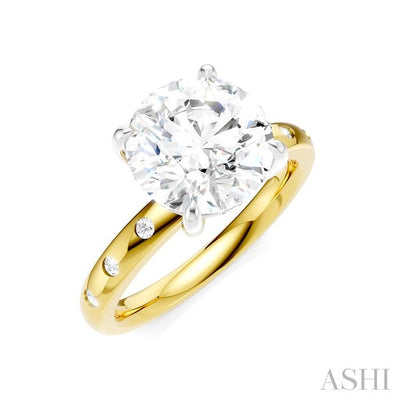 Round Shape Semi-Mount Diamond Engagement Ring