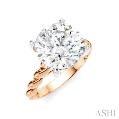 Round Shape Semi-Mount Diamond Engagement Ring