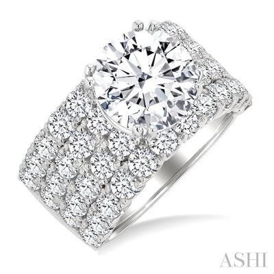 Round Shape Semi-Mount Diamond Engagement Ring