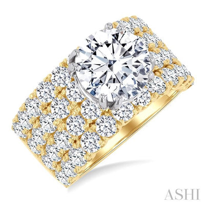 Round Shape Semi-Mount Diamond Engagement Ring