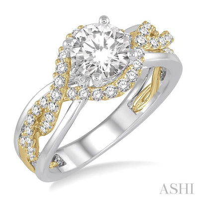 Round Shape Semi-Mount Diamond Engagement Ring
