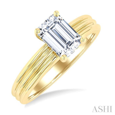 Emerald Shape Semi-Mount Diamond Engagement Ring