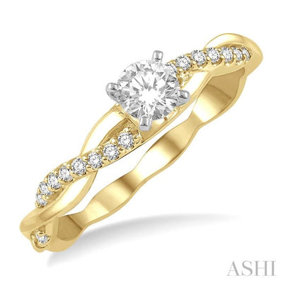 Round Shape Semi-Mount Diamond Engagement Ring