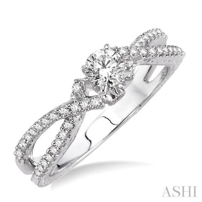 Round Shape Semi-Mount Diamond Engagement Ring