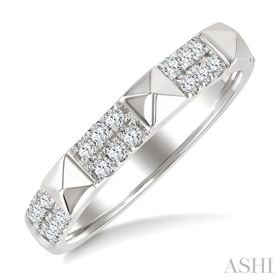 Pyramid Diamond Fashion Ring