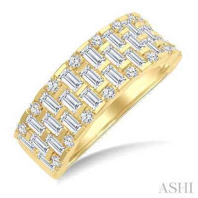Grid Baguette Diamond Fashion Band