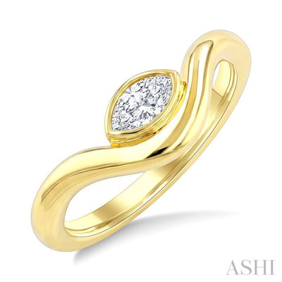 Marquise Shape Curved Diamond Solitaire Ring