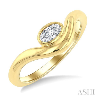 Oval Shape Curved Diamond Solitaire Ring