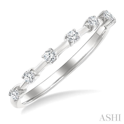 Floating Diamond Fashion Band