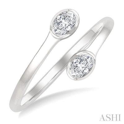 Oval Shape Bezel Coil Diamond Fashion Ring