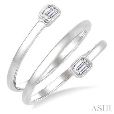 Emerald Shape Bezel Double Coil Diamond Fashion Ring
