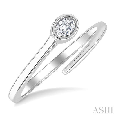 Oval Shape Bezel Bypass Diamond Fashion Ring