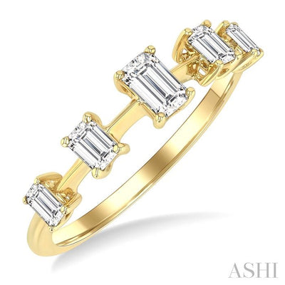 Emerald Shape 5 Stone Half Eternity Diamond Fashion Band
