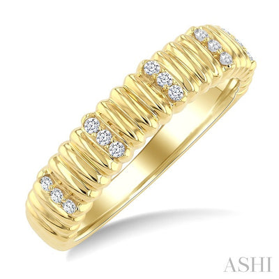 Pirouette Diamond Fashion Band