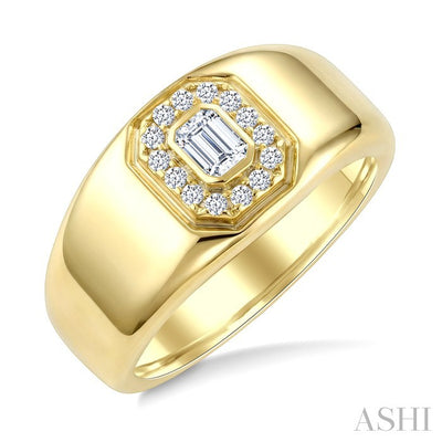 Bold Emerald Shape Diamond Fashion Ring