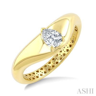 Pear Shape Curved Diamond Solitaire Ring