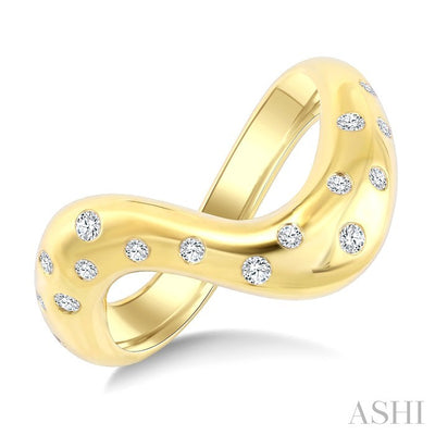 Aeris Gold Bold Mosaic Diamond Fashion Ring