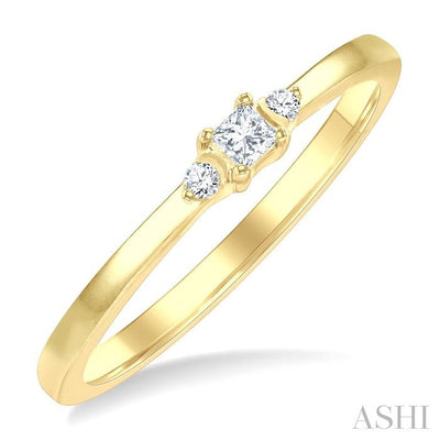 Princess Shape 3 Stone Petite Diamond Ring