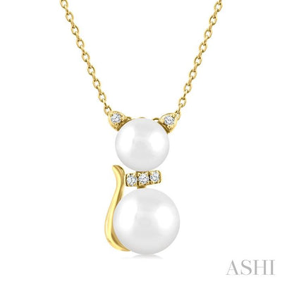 Cat Pearl & Petite Diamond Fashion Pendant