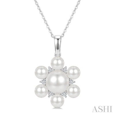 Floral Pearl & Diamond Fashion Pendant