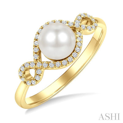 Pearl & Petite Diamond Fashion Ring
