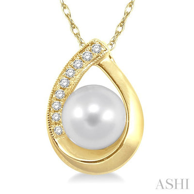 Pearl & Diamond Fashion Pendant