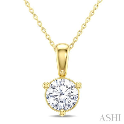 Round Shape Martini Diamond Solitaire Pendant