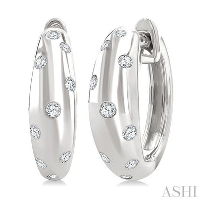 Mosaic Diamond Fashion Huggie Earrings