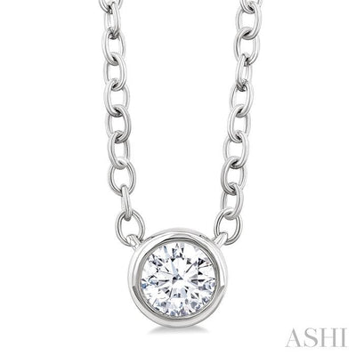 Round Shape Bezel Set Petite Diamond Fashion Pendant