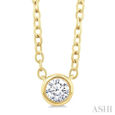 Round Shape Bezel Set Petite Diamond Fashion Pendant