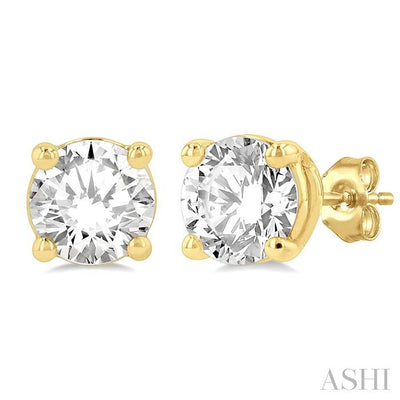 Round Shape Diamond Stud Earrings