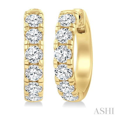 Round Shape Diamond Hoop Earrings