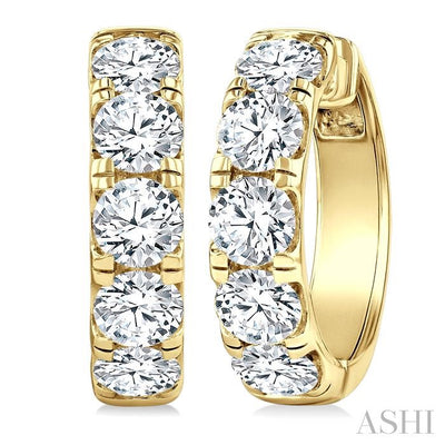 Round Shape Diamond Hoop Earrings