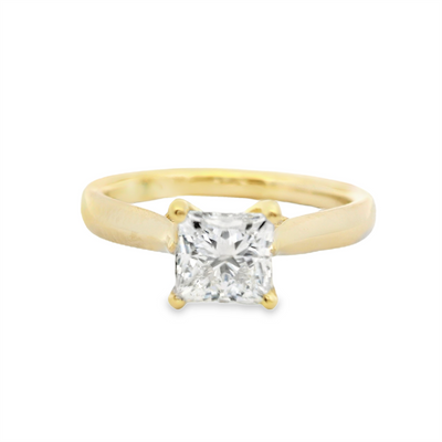 Round Diamond Solitaire Engagement Ring
