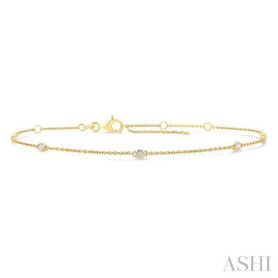 Round Shape Diamond Station Chain Bracelet