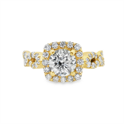 Round Diamond Halo Engagement Ring