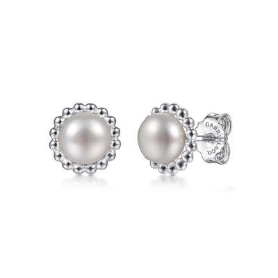 Bujukan Sterling Silver Pearl Stud Earrings