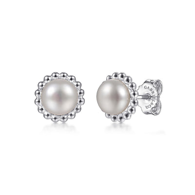 Bujukan Sterling Silver Pearl Stud Earrings
