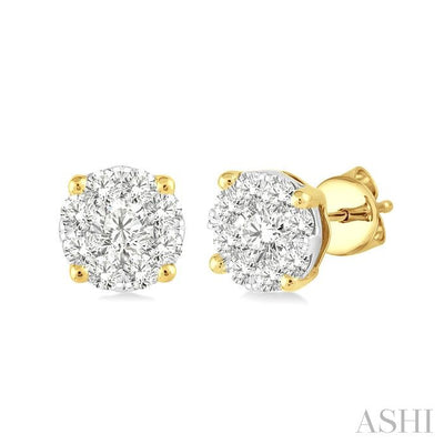 Round Shape Lovebright Essential Diamond Stud Earrings