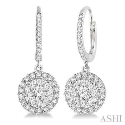 Round Shape Halo Lovebright Essential Diamond Earrings
